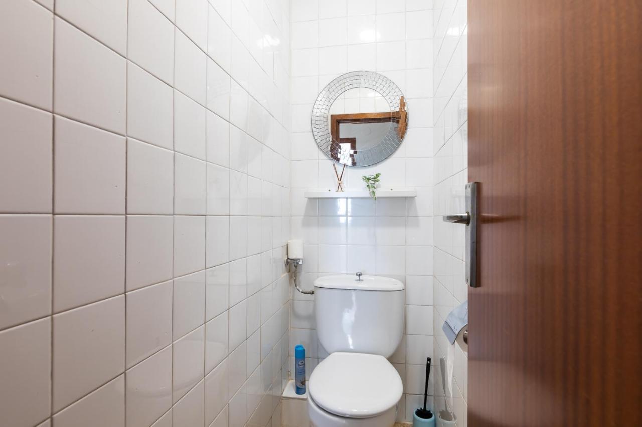 Isola Beachside Apartment Valencia Ngoại thất bức ảnh
