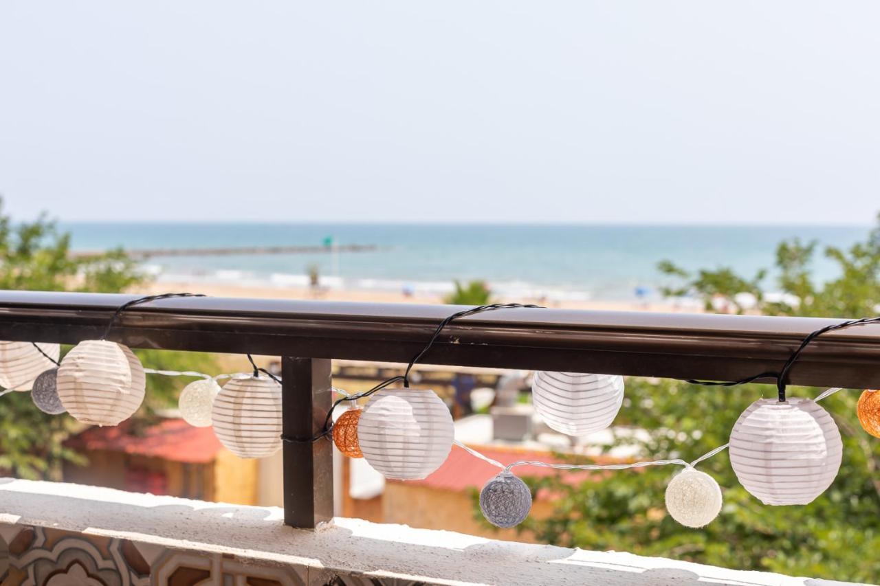 Isola Beachside Apartment Valencia Ngoại thất bức ảnh